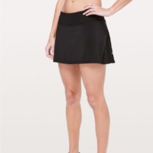 Lululemon Play Off the Pleats Mid Rise Skirt